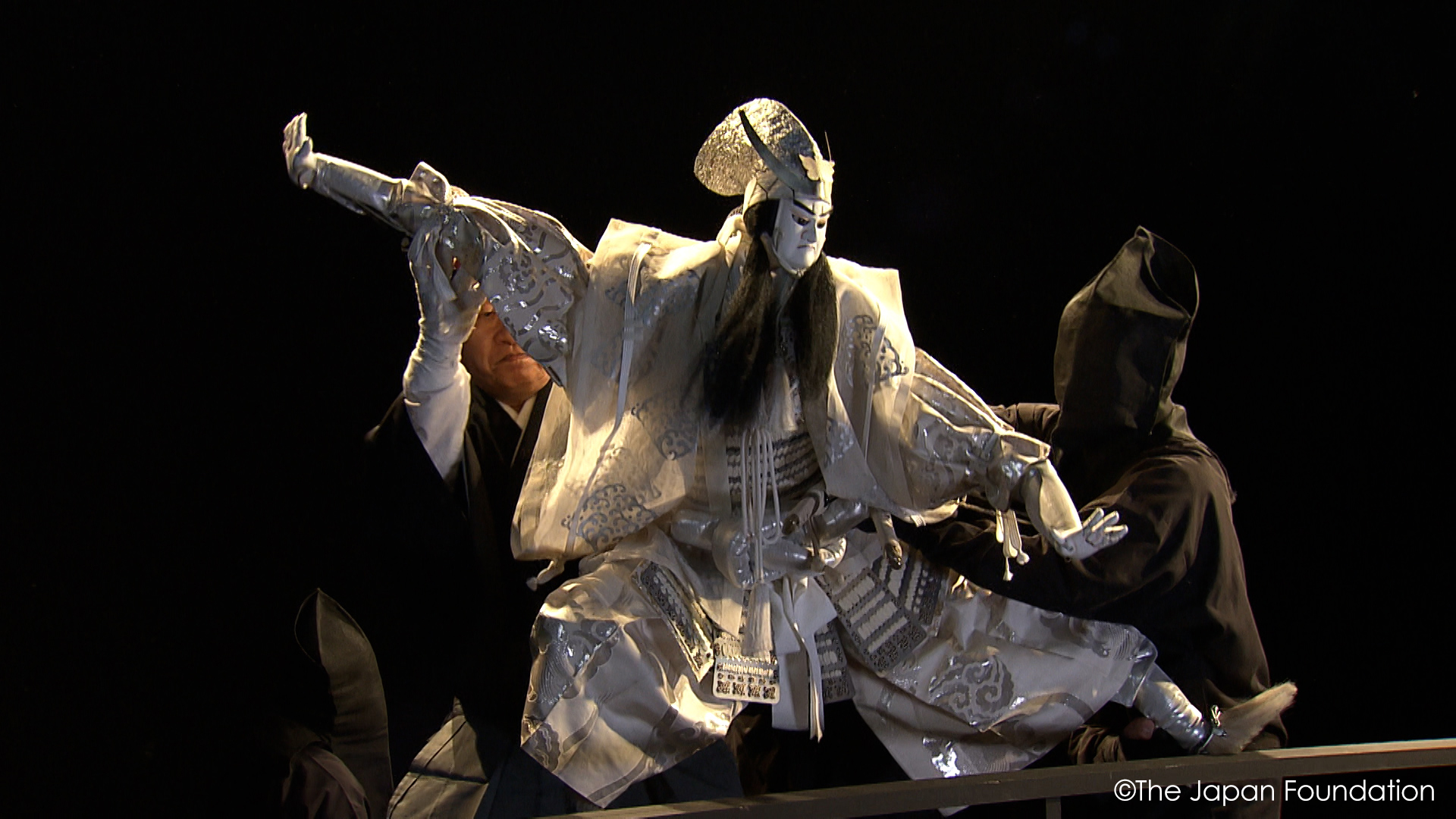 日本の伝統芸能 – 古きものを、新しく見る –