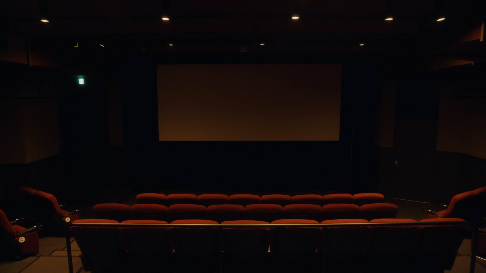 THEATER ENYA