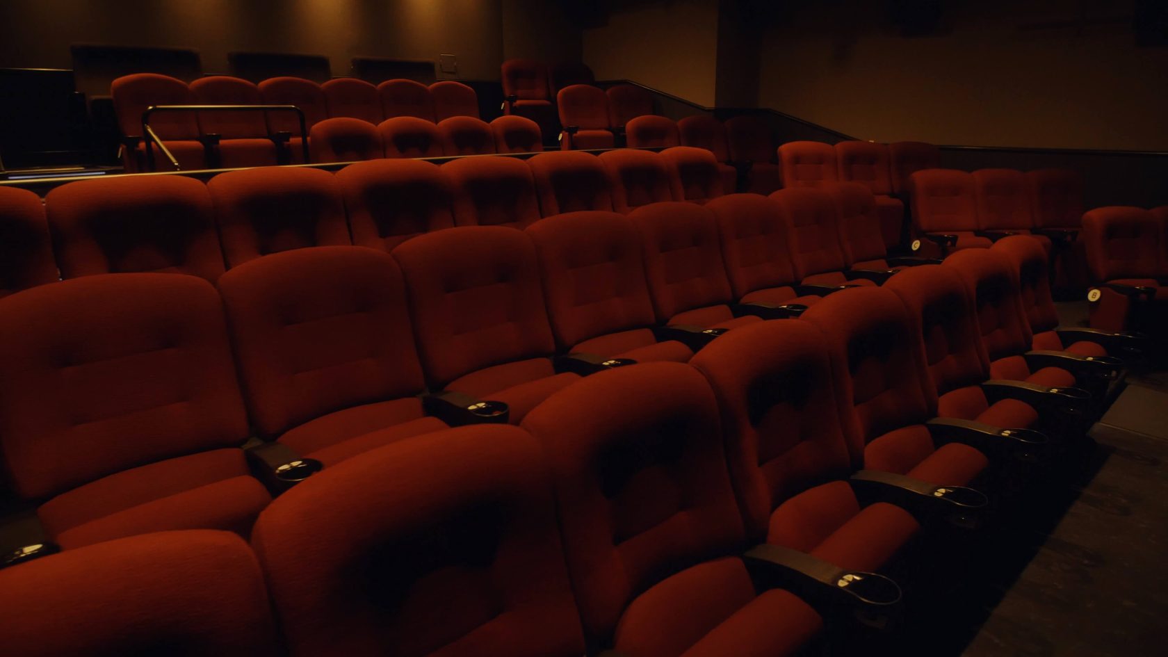 THEATER ENYA