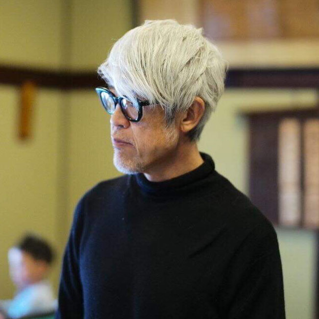 成田洋一